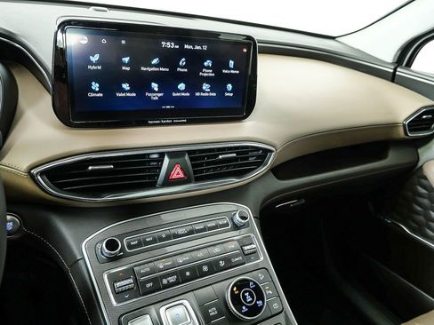 Used 2022 Hyundai Santa Fe Limited image 17