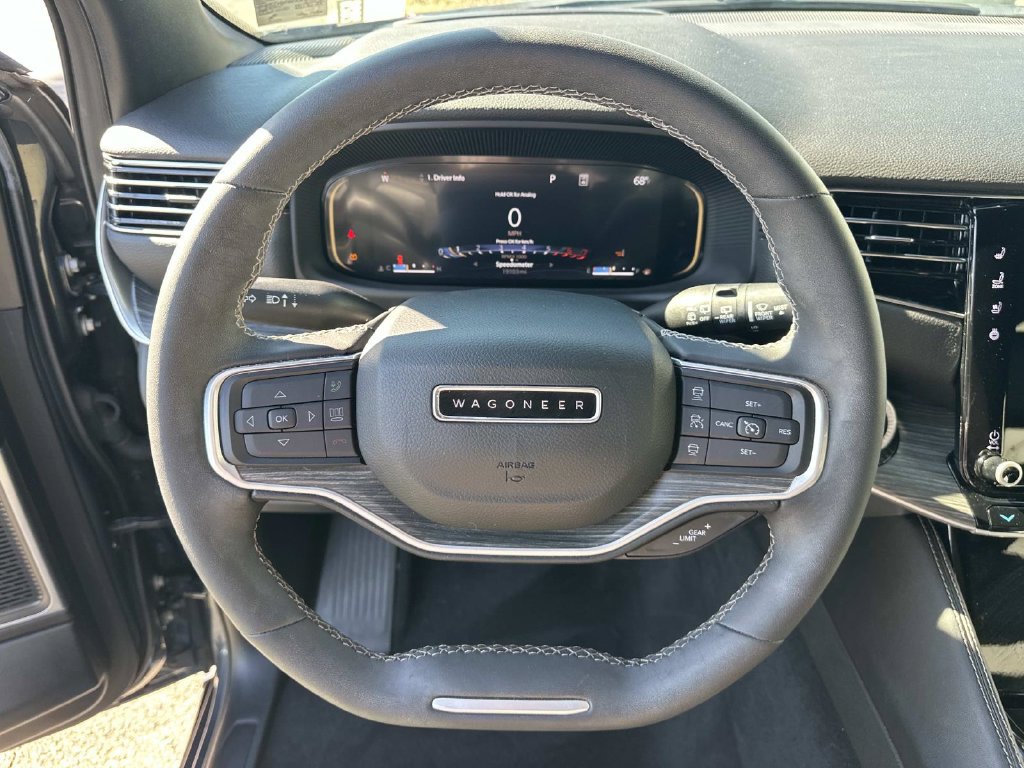 Used 2023 Jeep Wagoneer Series III w/ Convenience Group I AWD/4WD image 22