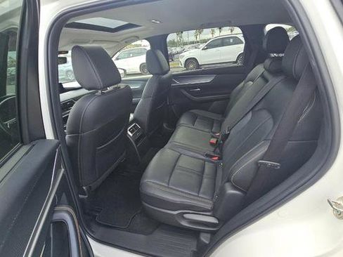 Used 2025 MAZDA CX-70 3.3 Turbo w/ Preferred Package image 10