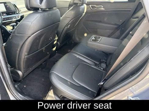 Used 2023 Kia Sportage EX FWD image 8