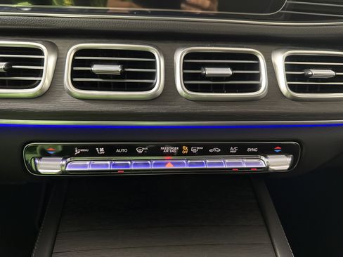 New 2026 Mercedes-Benz GLE 350 4MATIC image 17