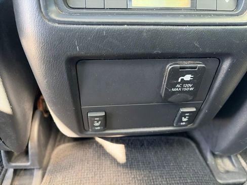 Used 2014 Nissan Pathfinder SL w/ SL Premium Package AWD/4WD image 31