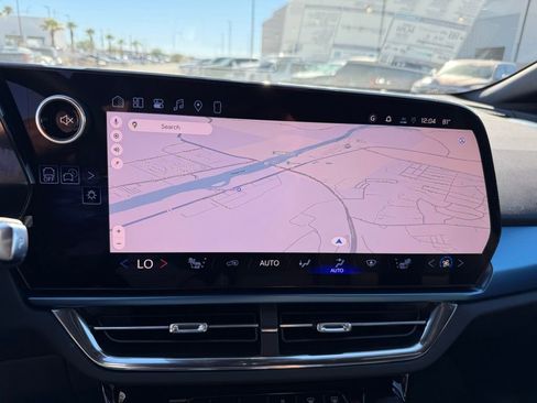 New 2026 Chevrolet Equinox EV LT image 26