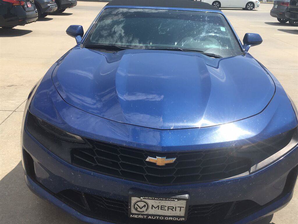 Used 2023 Chevrolet Camaro LT RWD image 7