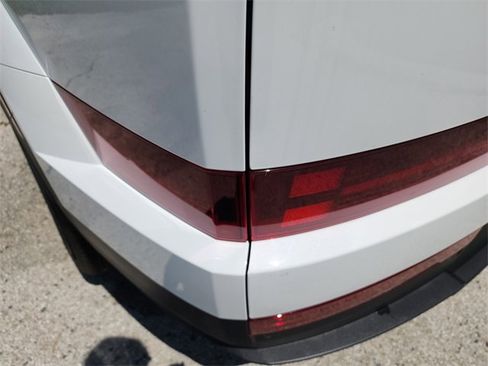 New 2025 Hyundai Santa Fe SEL image 7