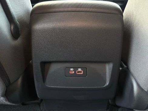 Certified 2023 Nissan Frontier SV w/ Graphics Package image 13