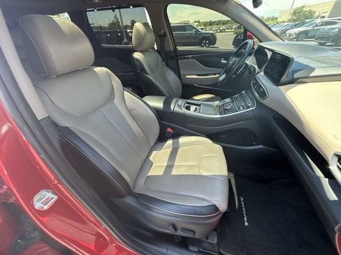 Used 2022 Hyundai Santa Fe SEL w/ Convenience + Premium Package AWD/4WD image 27