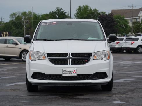 Used 2018 Dodge Grand Caravan SE w/ UConnect Hands-Free Group FWD image 8