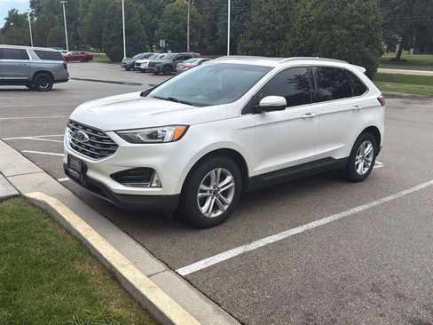 Used 2019 Ford Edge SEL w/ Equipment Group 201A AWD/4WD image 19