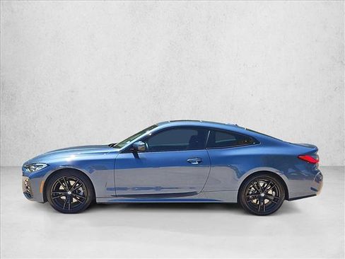 Used 2023 BMW 430i Coupe w/ M Sport Package RWD image 9