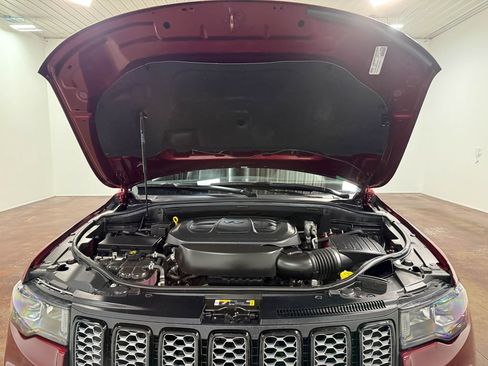 Used 2022 Jeep Grand Cherokee Laredo X AWD/4WD image 84