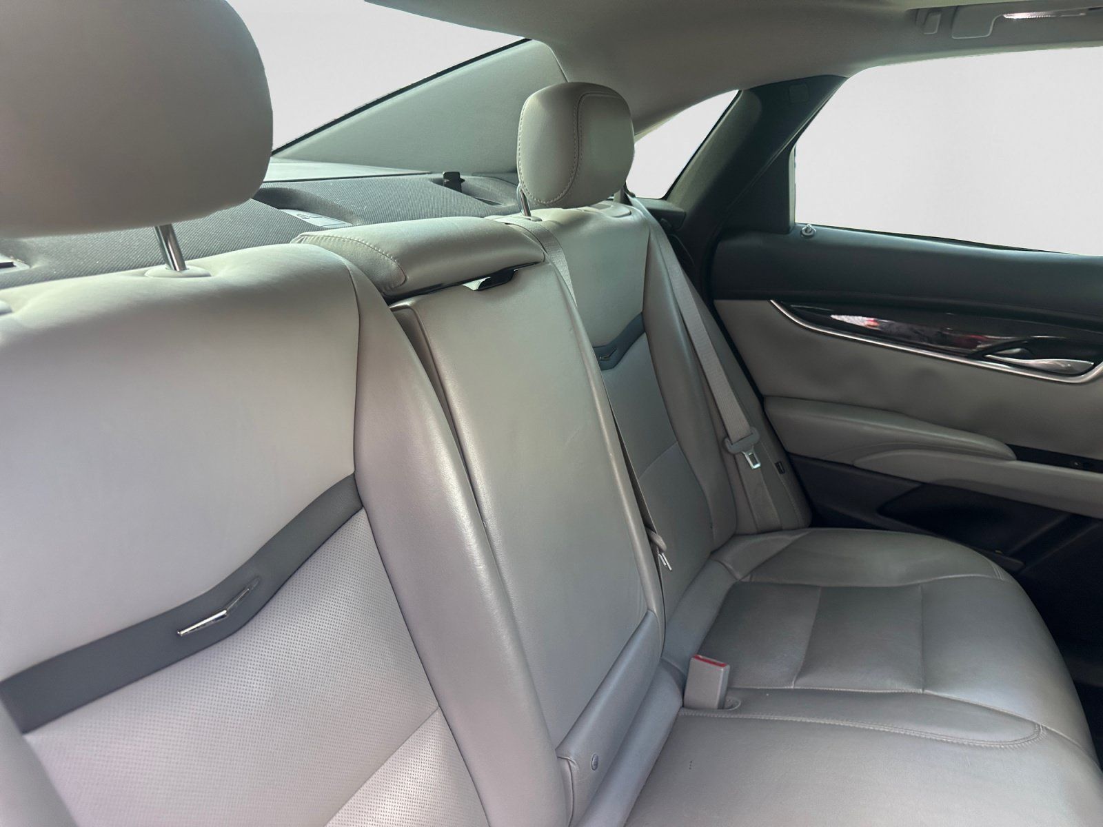 Used 2014 Cadillac XTS Premium FWD image 17