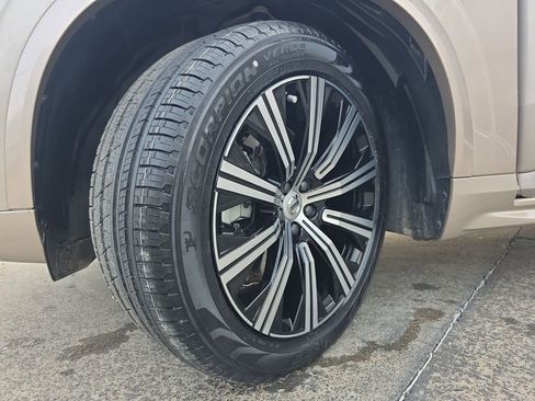 Certified 2023 Volvo XC90 B6 Plus w/ Protection Package Premier image 39