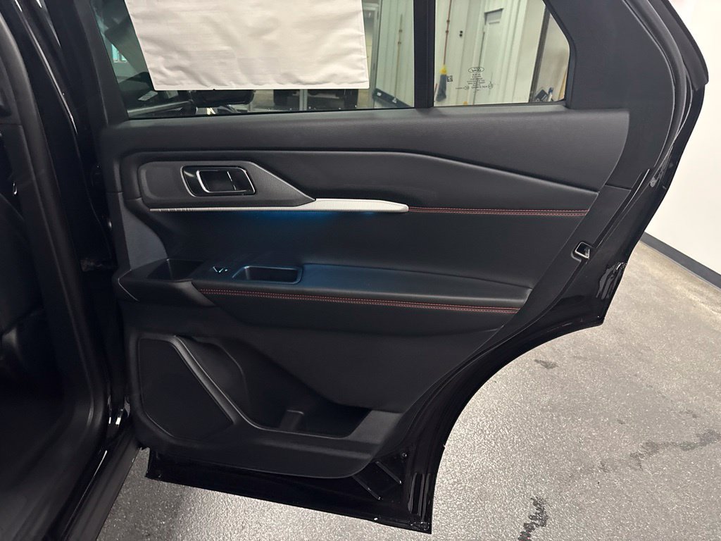New 2026 Ford Explorer ST-Line w/ ST-Line Street Pack AWD/4WD image 28