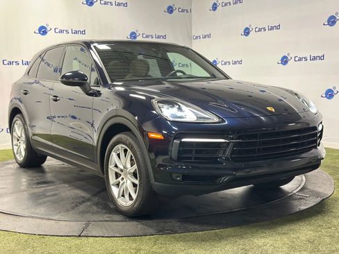 Used 2022 Porsche Cayenne image 1