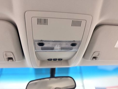 Used 2011 Chevrolet Silverado 3500 LT image 26