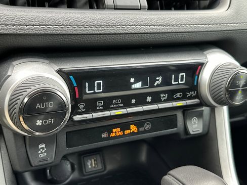 Used 2023 Toyota RAV4 XLE image 20