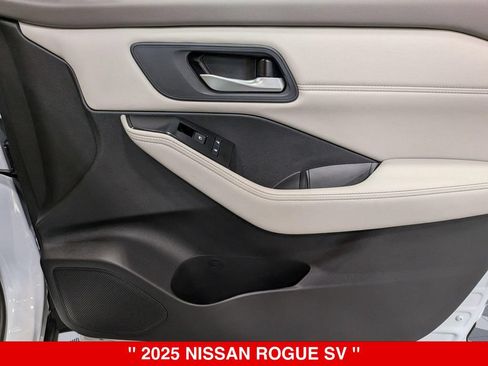 Certified 2025 Nissan Rogue SV w/ SV Premium Package AWD/4WD image 34