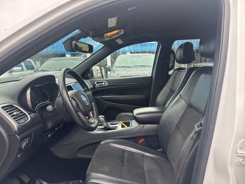 Used 2020 Jeep Grand Cherokee Altitude image 9