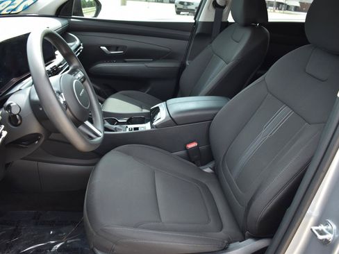 Used 2025 Hyundai Tucson SEL FWD image 26