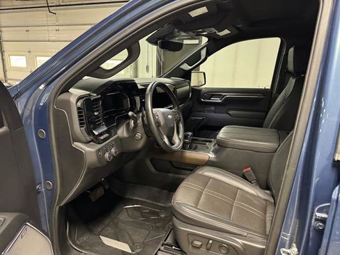 Certified 2024 Chevrolet Silverado 1500 High Country w/ Technology Package AWD/4WD image 12