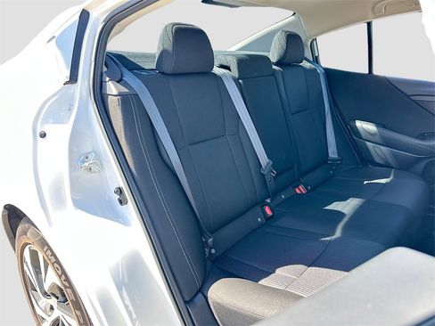 Used 2022 Subaru Legacy Premium image 25