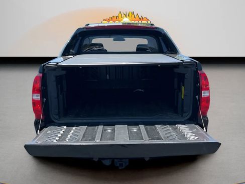 Used 2013 Chevrolet Avalanche LTZ AWD/4WD image 9