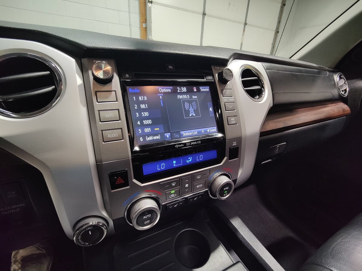 Used 2018 Toyota Tundra Limited w/ Limited Premium Package AWD/4WD image 38