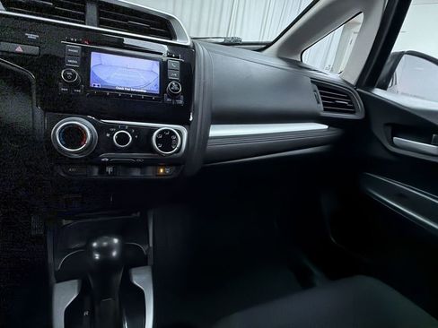 Used 2019 Honda Fit LX image 20