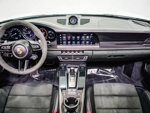 Used 2022 Porsche 911 Carrera GTS image 12