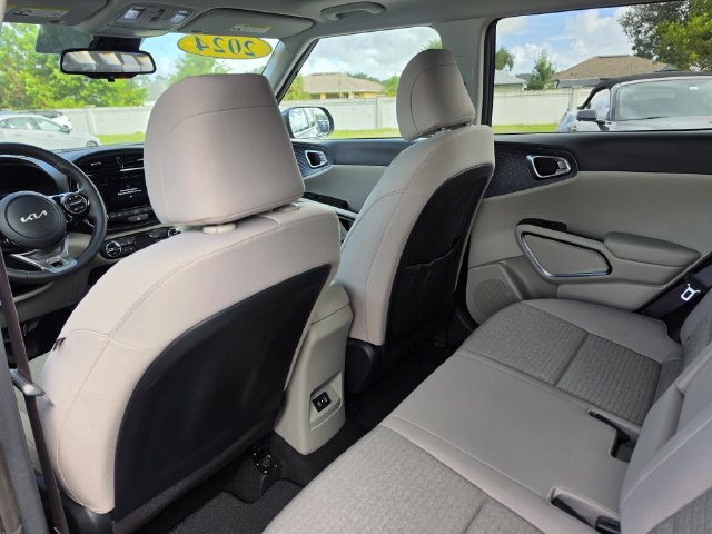 Certified 2024 Kia Soul EX FWD image 10
