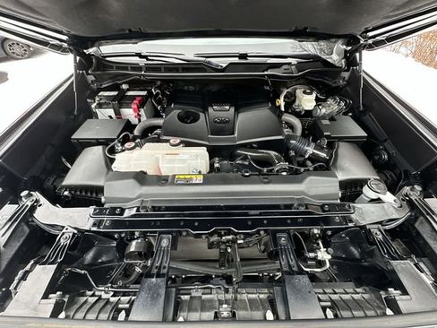 Used 2022 Toyota Tundra Platinum image 20