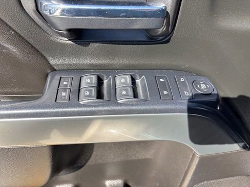 Used 2018 Chevrolet Silverado 1500 LT w/ All Star Edition RWD image 17