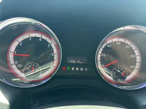 Used 2019 Dodge Grand Caravan SXT FWD image 44