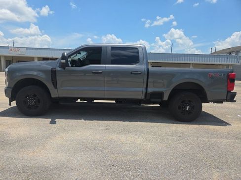 Used 2024 Ford F250 XL w/ STX Appearance Package AWD/4WD image 5