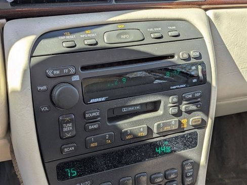 Used 1999 Cadillac Eldorado w/ Comfort/Convenience Pkg FWD image 18