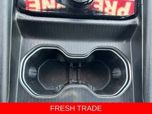 Used 2024 Jeep Grand Cherokee Altitude AWD/4WD image 29