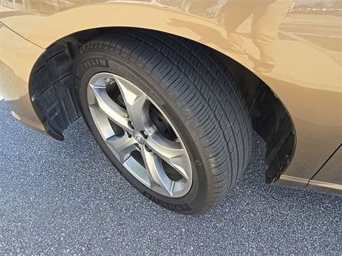 Used 2011 Toyota Venza w/ Convenience Pkg FWD image 19