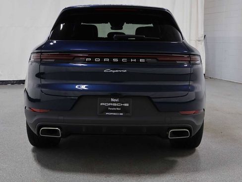 New 2026 Porsche Cayenne AWD/4WD image 7