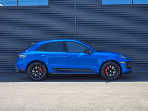 New 2026 Porsche Macan GTS AWD/4WD image 8