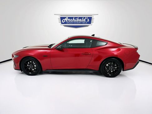 Used 2024 Ford Mustang GT RWD image 5