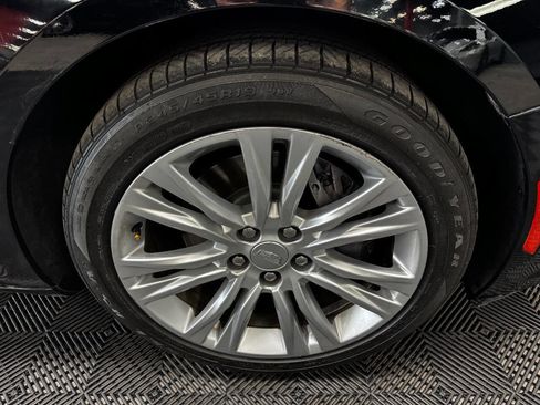 Used 2018 Cadillac XTS Luxury image 16