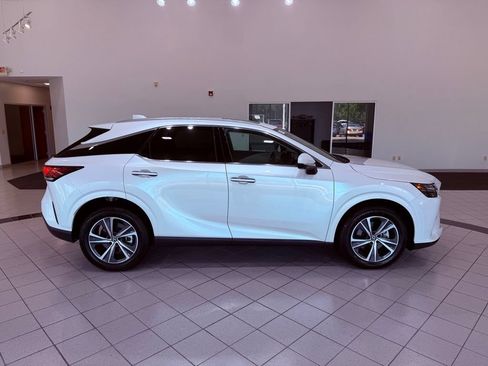 Used 2024 Lexus RX 350 Premium w/ Convenience Package FWD image 9