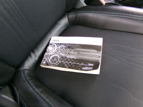 Used 2016 Chevrolet Trax LT w/ LT Convenience Package image 23