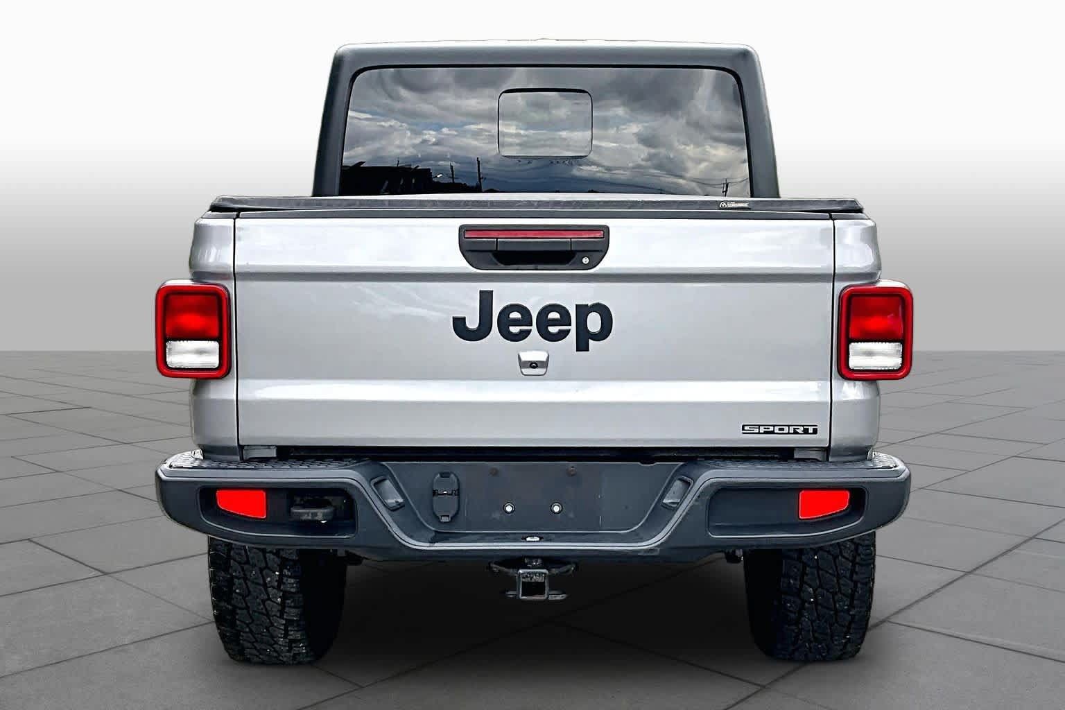 Used 2020 Jeep Gladiator Sport w/ Quick Order Package 24S AWD/4WD image 5