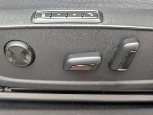 Used 2021 Volkswagen ID.4 Pro S w/ ID.4 Protection Package RWD image 21