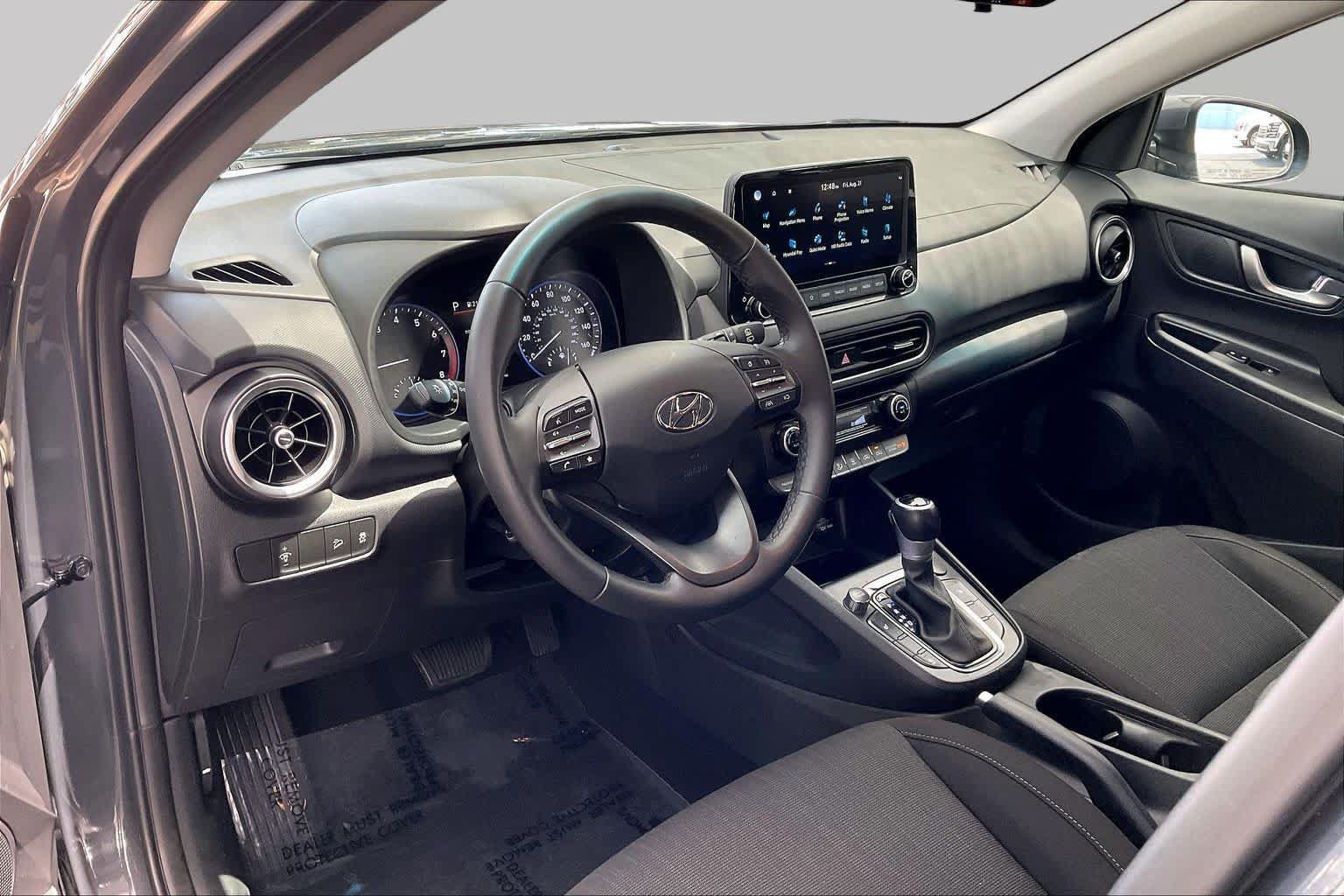 Certified 2023 Hyundai Kona SEL w/ Convenience Package AWD/4WD image 18