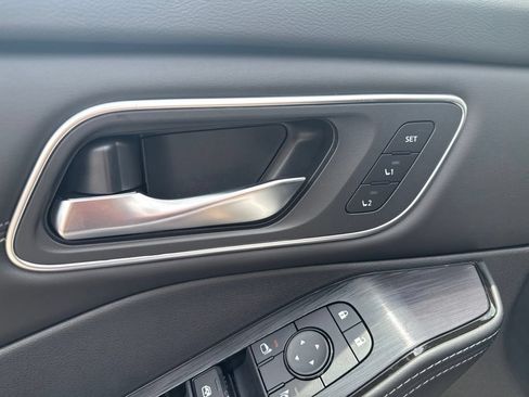 New 2026 Nissan Rogue Platinum AWD/4WD image 11