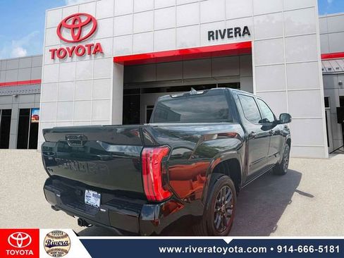 Used 2024 Toyota Tundra Platinum AWD/4WD image 6