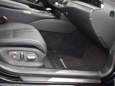 Used 2023 Lexus LS 500h AWD w/ Luxury Package image 21